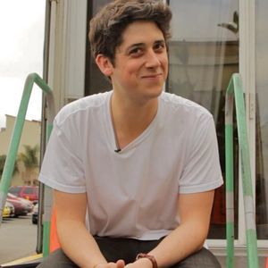 Meet your Posher, Jonathan